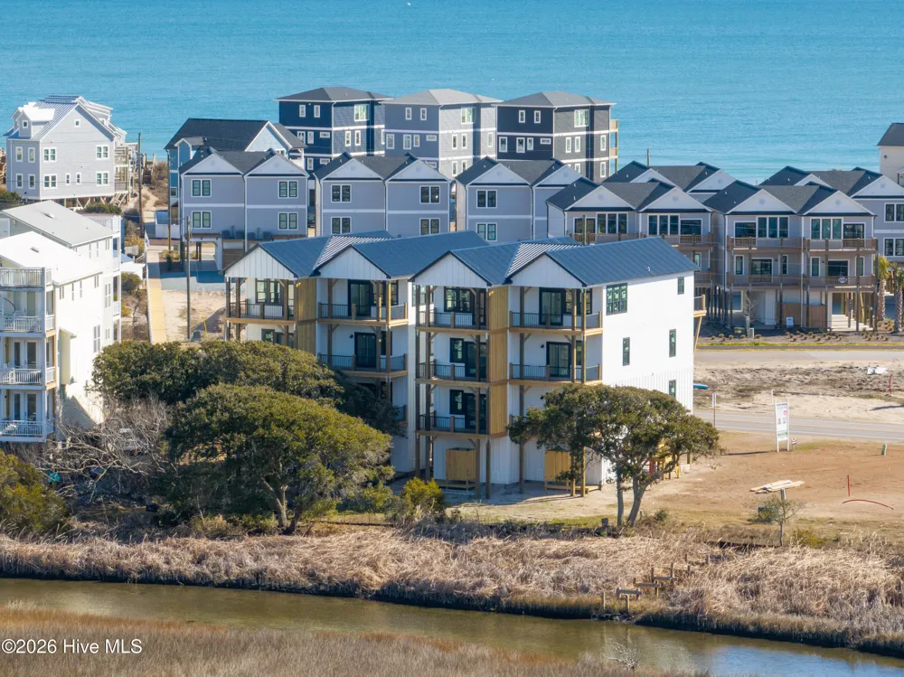 717 New River Drive #B Surf City, NC 28445