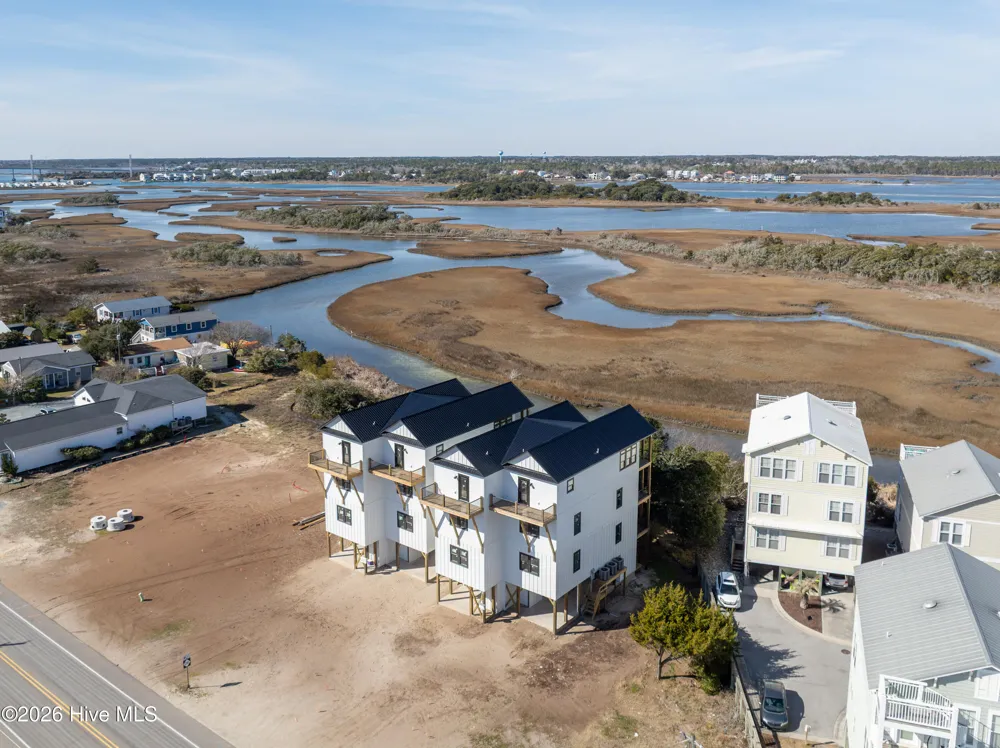 717 New River Drive #B Surf City, NC 28445