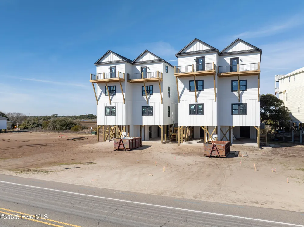 717 New River Drive #B Surf City, NC 28445