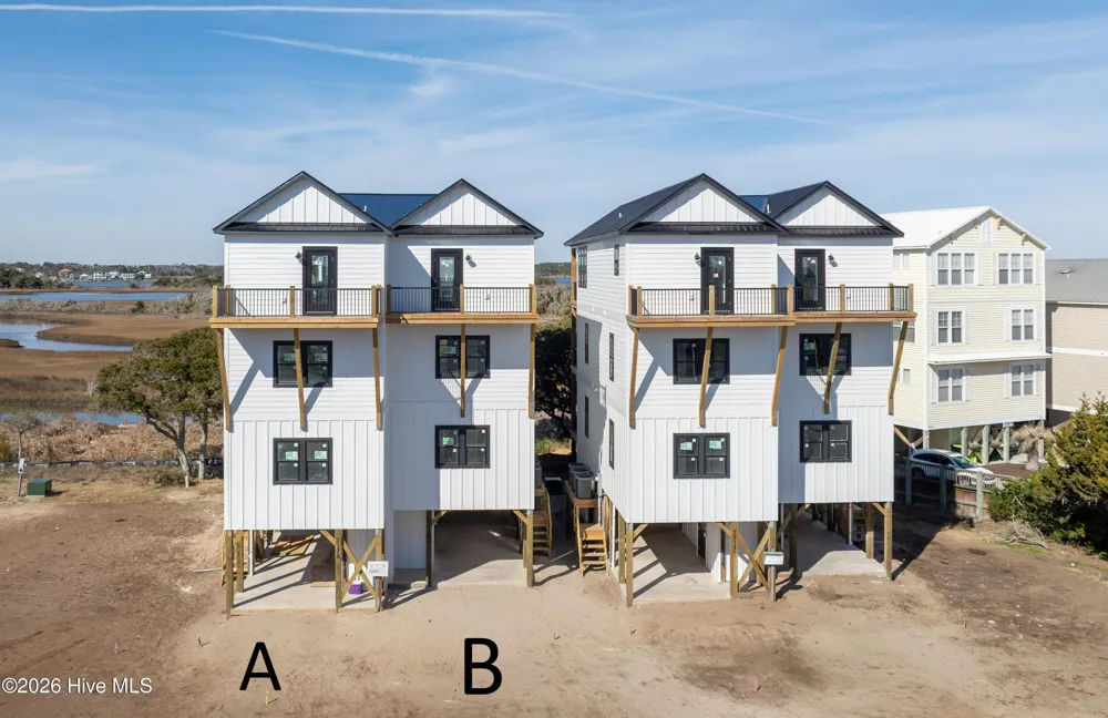 717 New River Drive #B Surf City, NC 28445