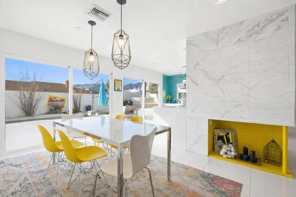 3963 E Calle San Antonio Palm Springs, CA 92264