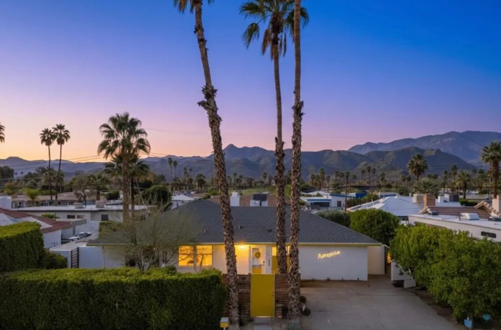 3963 E Calle San Antonio Palm Springs, CA 92264