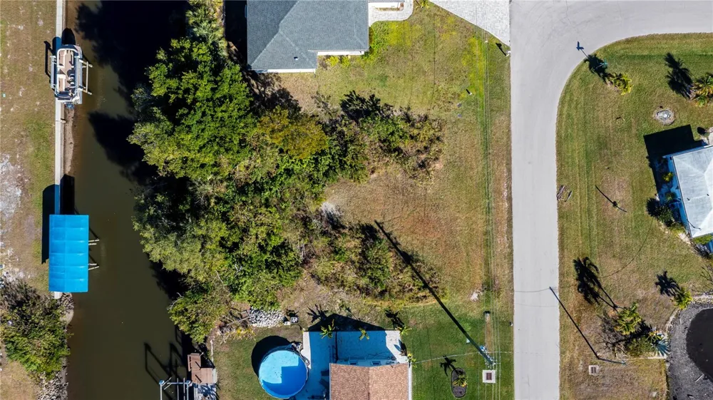 3013 CHAPMAN BOULEVARD Punta Gorda, FL 33950