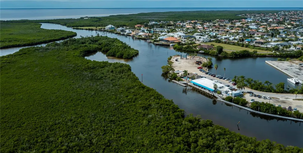 3013 CHAPMAN BOULEVARD Punta Gorda, FL 33950