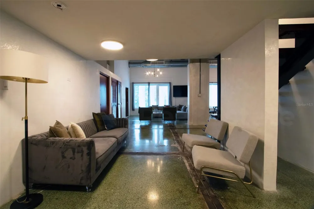 203 RECINTO SUR STREET #2 Old San Juan, PR 00901