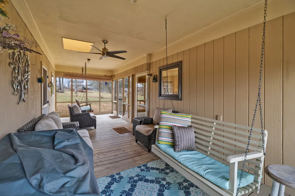 1209 Sequatchie Rd Pikeville, TN 37367