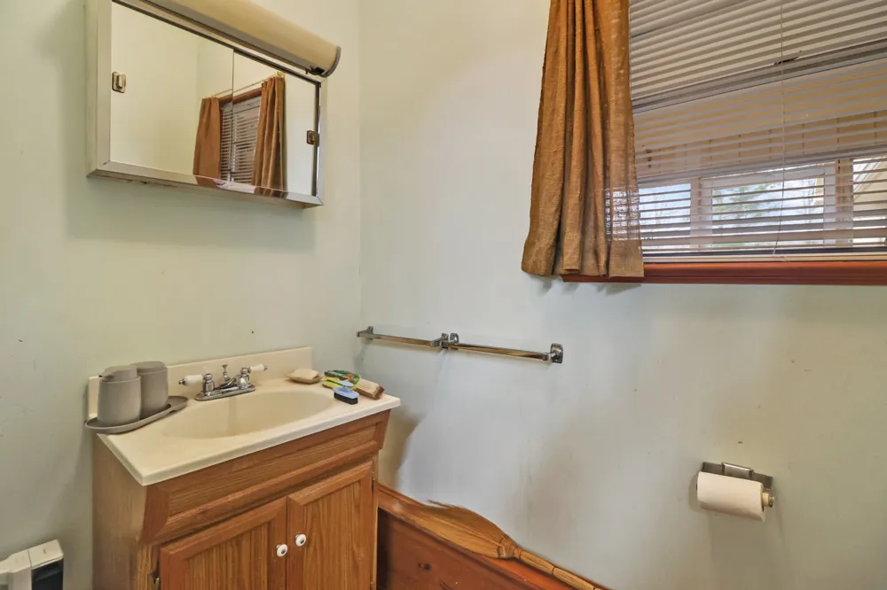 1209 Sequatchie Rd Pikeville, TN 37367