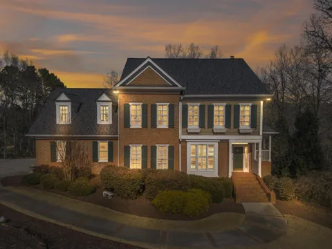 353 Golf View Drive