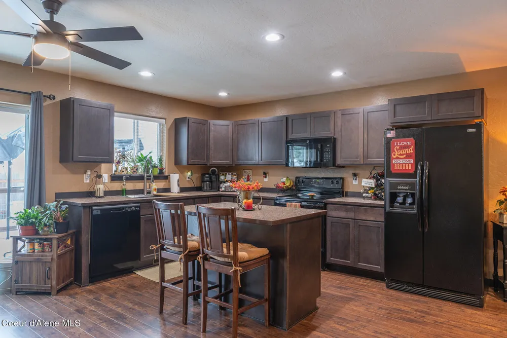 32359 10th Avenue Spirit Lake, ID 83869