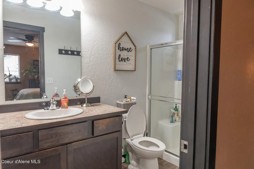 32359 10th Avenue Spirit Lake, ID 83869