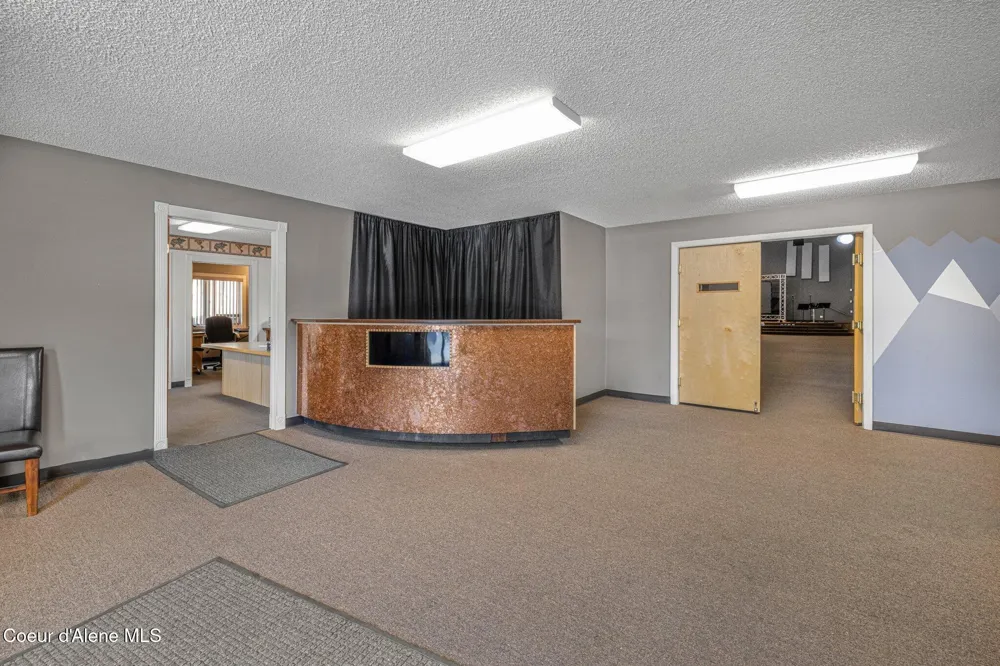 19459 W Riverview Drive Post Falls, ID 83854