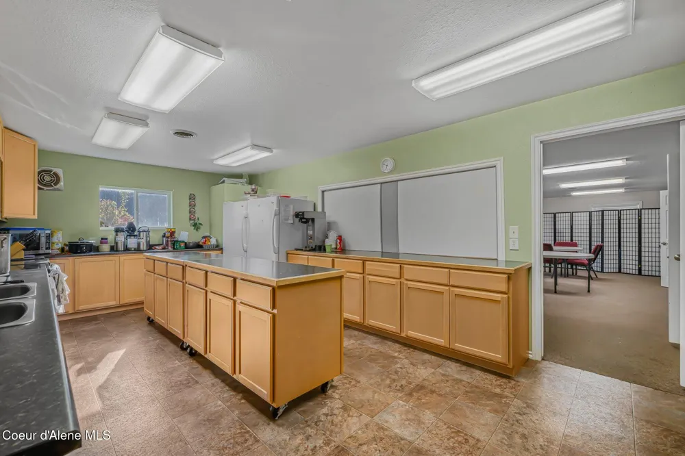 19459 W Riverview Drive Post Falls, ID 83854