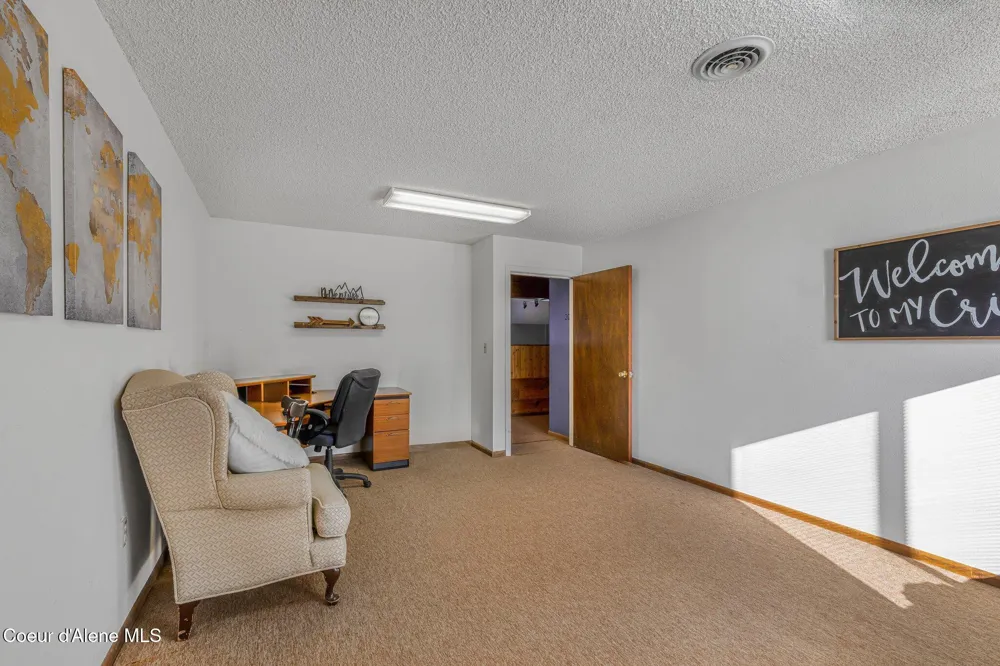 19459 W Riverview Drive Post Falls, ID 83854