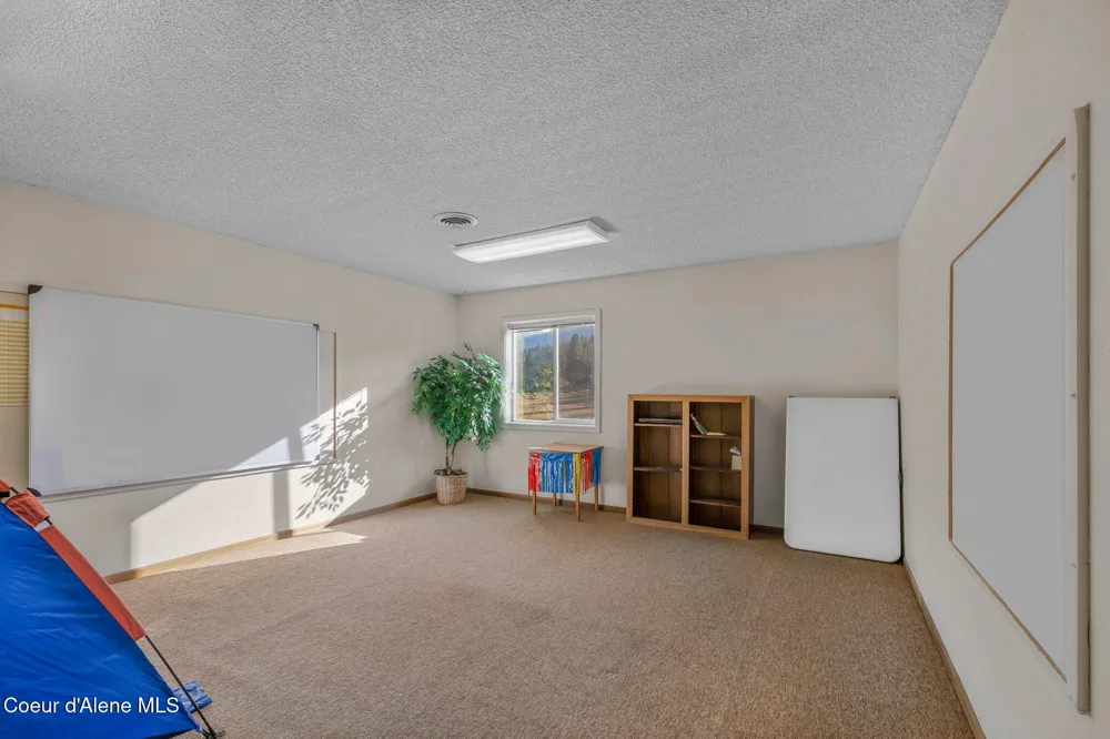 19459 W Riverview Drive Post Falls, ID 83854