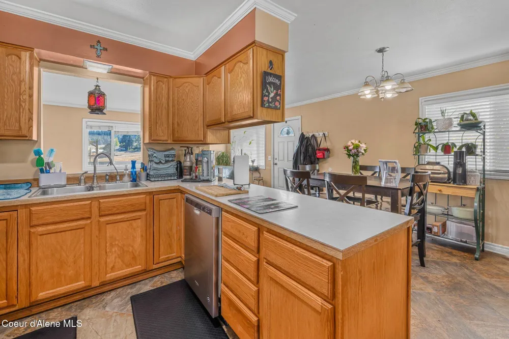 19459 W Riverview Drive Post Falls, ID 83854