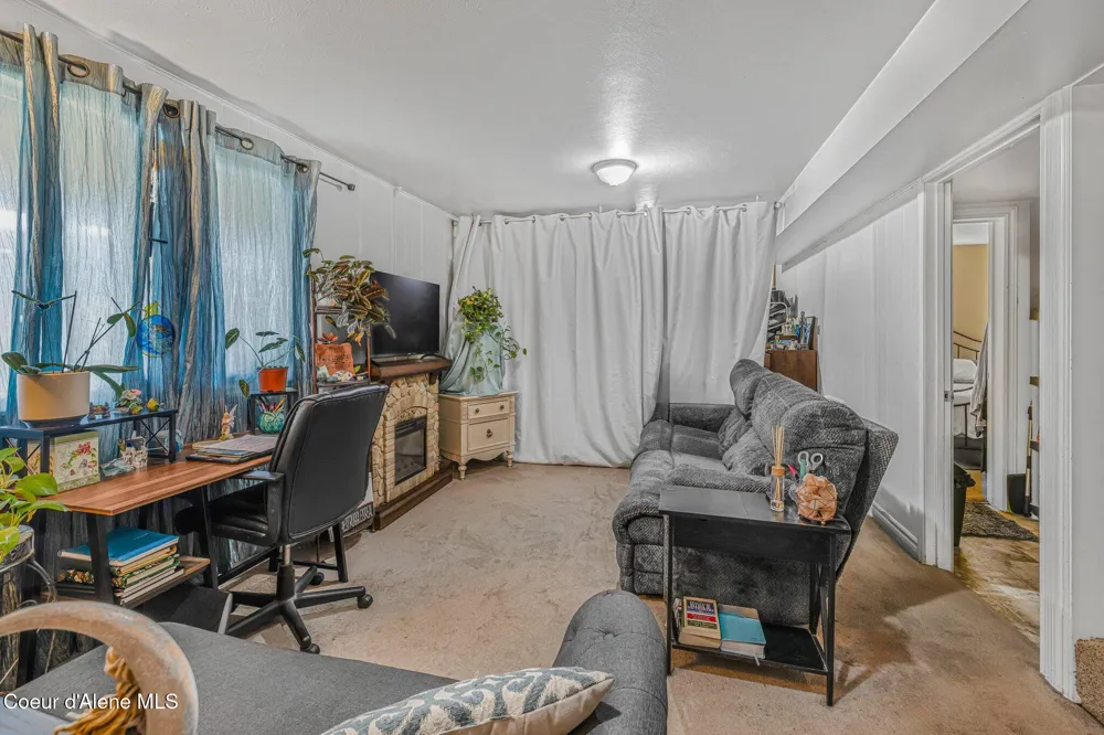 19459 W Riverview Drive Post Falls, ID 83854