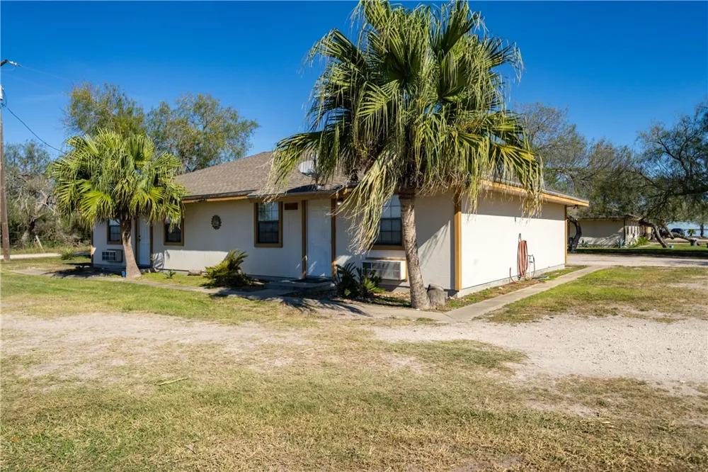 990 E FM 628 Riviera, TX 78379