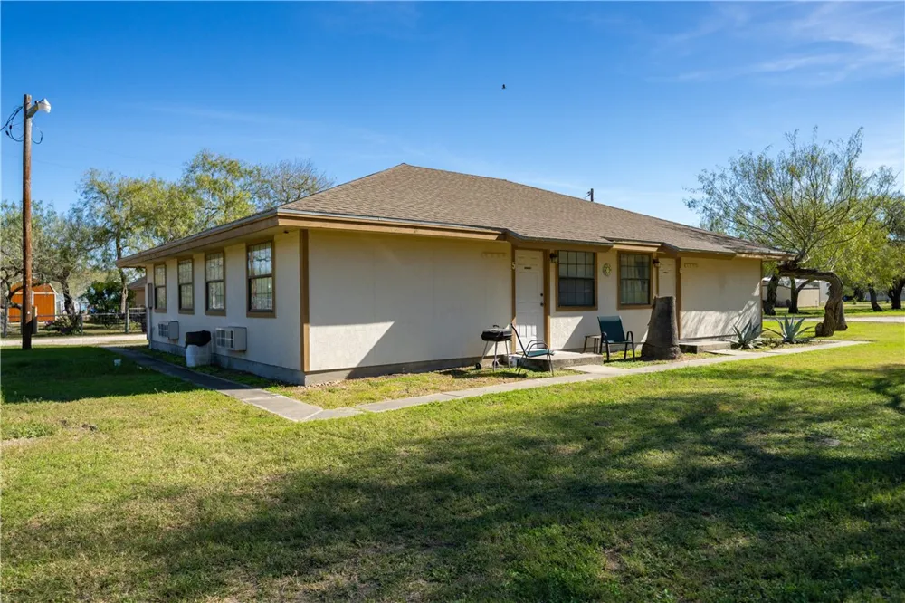 990 E FM 628 Riviera, TX 78379