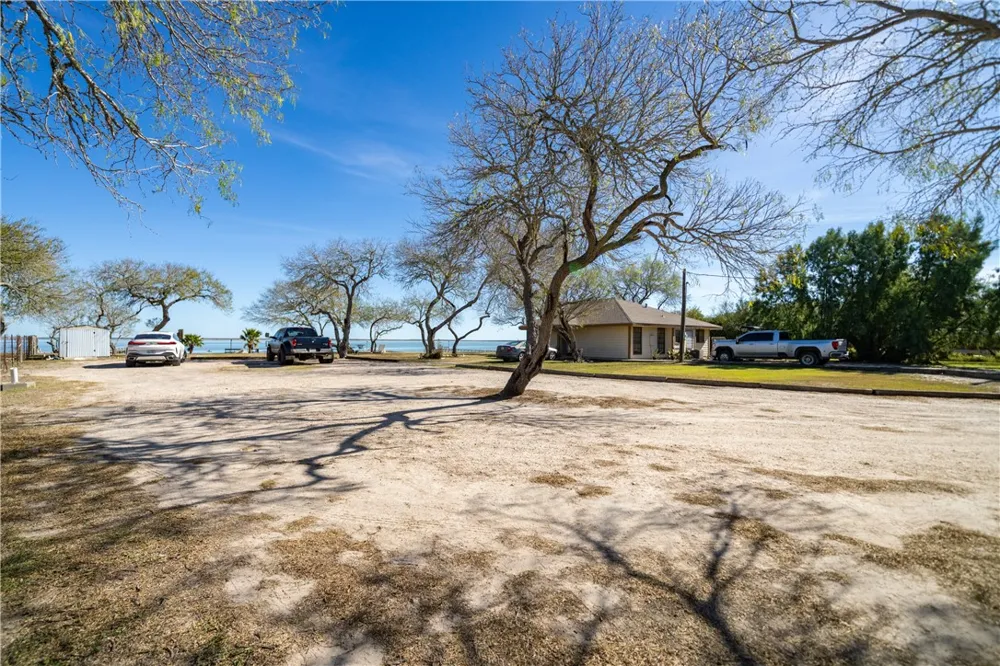 990 E FM 628 Riviera, TX 78379