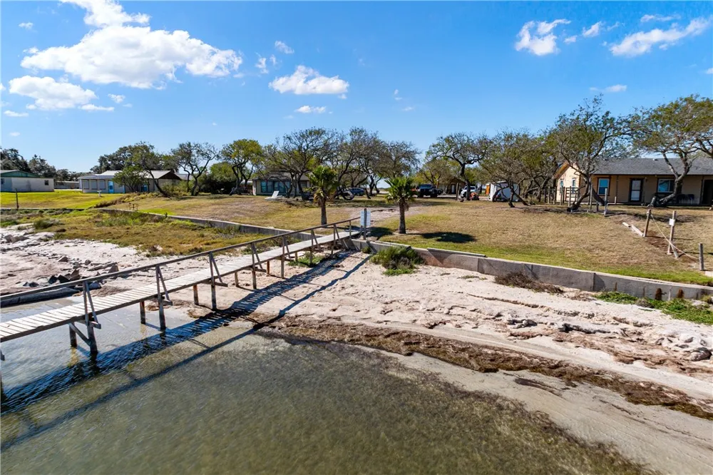 990 E FM 628 Riviera, TX 78379