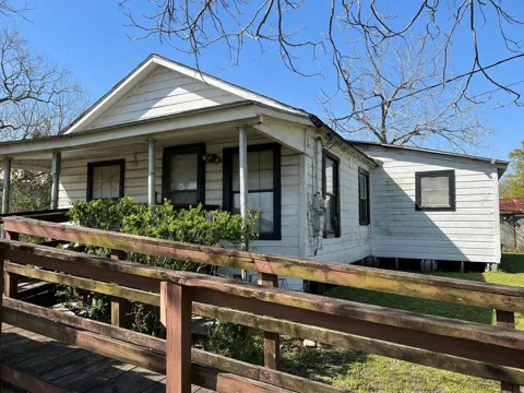 103 Avenue I