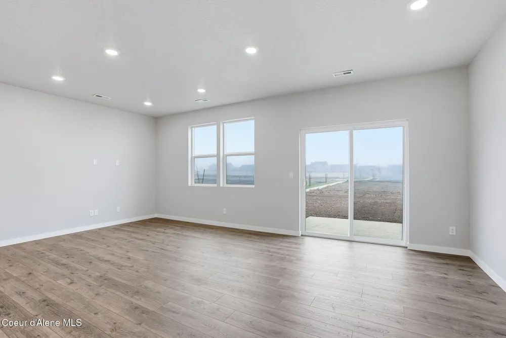 4584 E Culpeo Avenue Post Falls, ID 83854