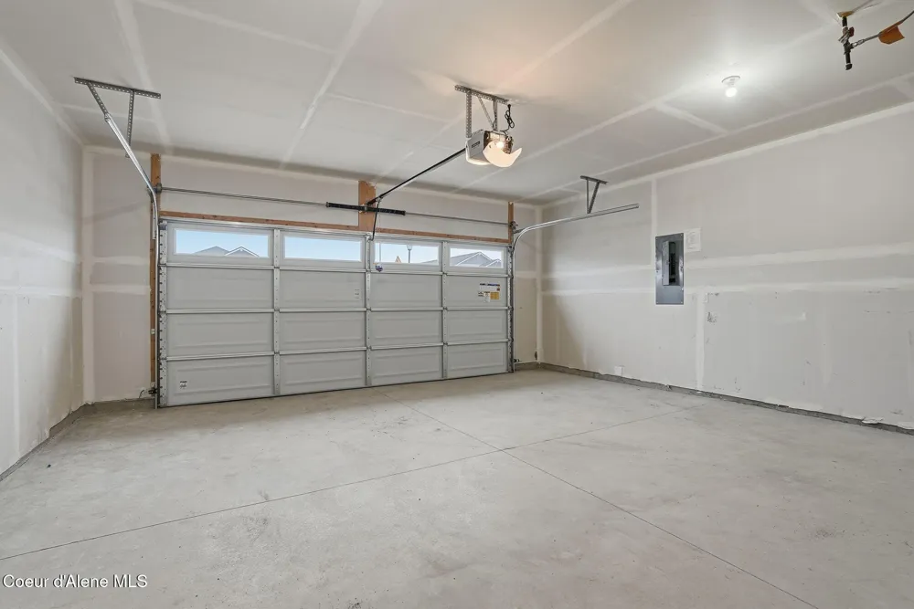 4584 E Culpeo Avenue Post Falls, ID 83854