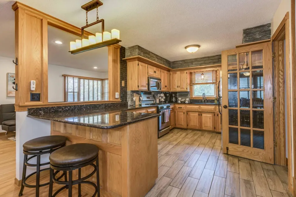 3653 Roosevelt Street NE