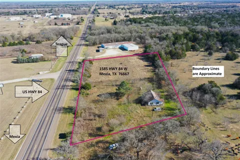 1585 W Highway 84