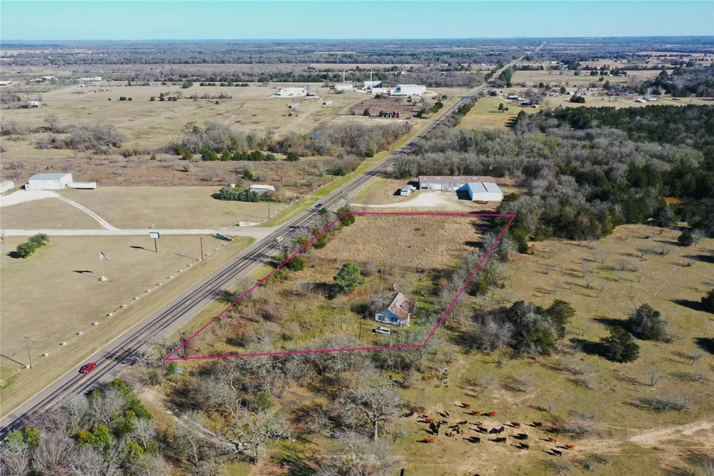 1585 W Highway 84 Mexia, TX 76667
