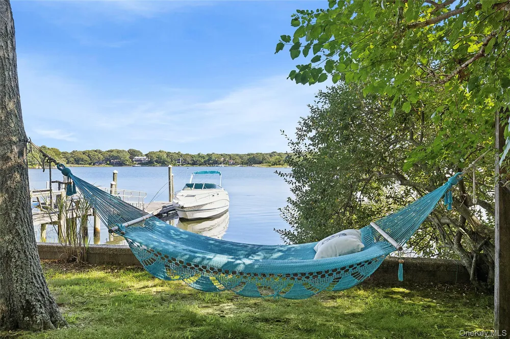 210 Redwood Road Sag Harbor, NY 11963