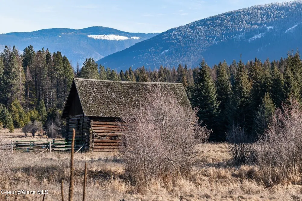 533739 Hwy 95- 75 Acres Bonners Ferry, ID 83805