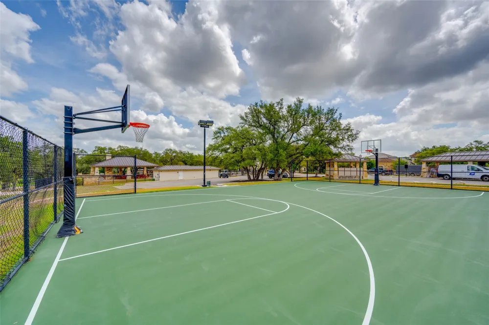 328 Valley Landing New Braunfels, TX 78132