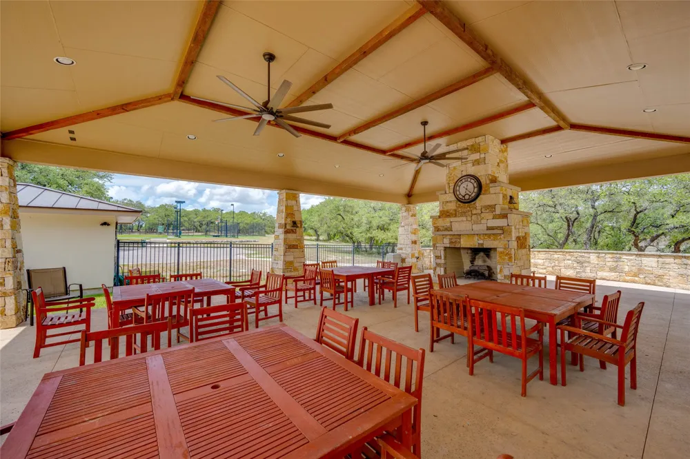 328 Valley Landing New Braunfels, TX 78132