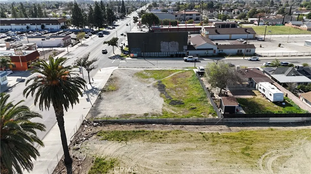9098 Sierra Fontana, CA 92335