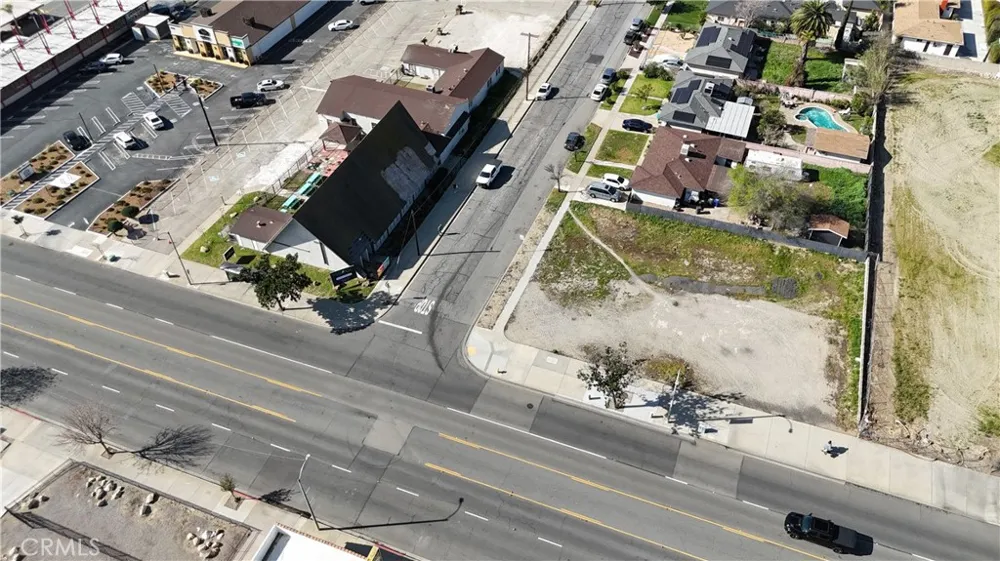 9098 Sierra Fontana, CA 92335