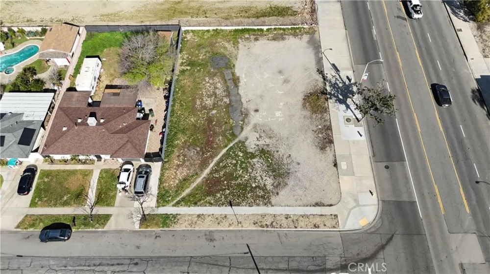 9098 Sierra Fontana, CA 92335