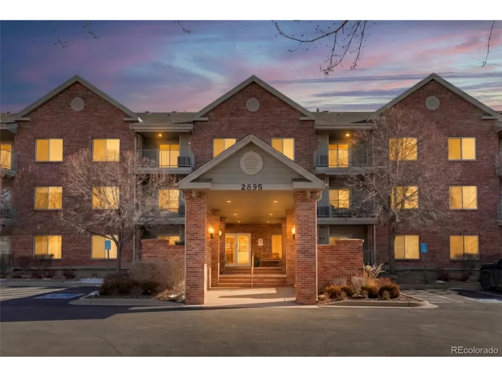 2895 W Riverwalk Circle #201