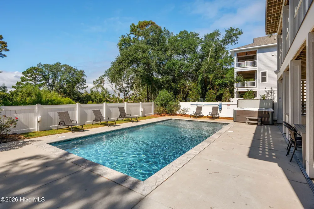 768 Hunt Club Drive Corolla, NC 27927