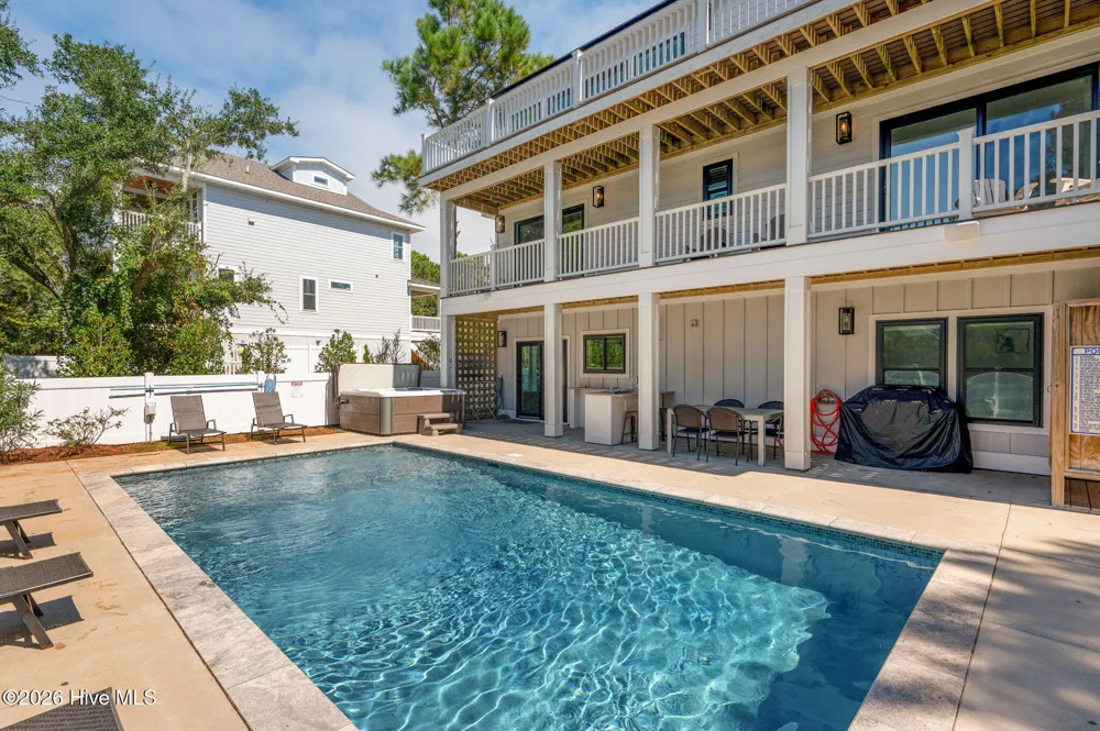 768 Hunt Club Drive Corolla, NC 27927