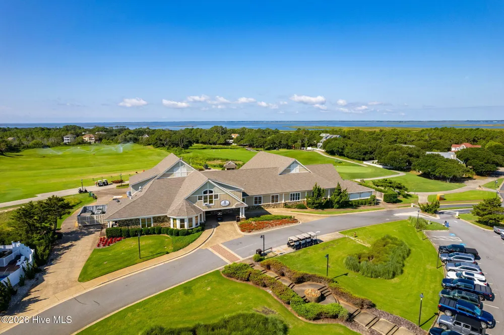 768 Hunt Club Drive Corolla, NC 27927