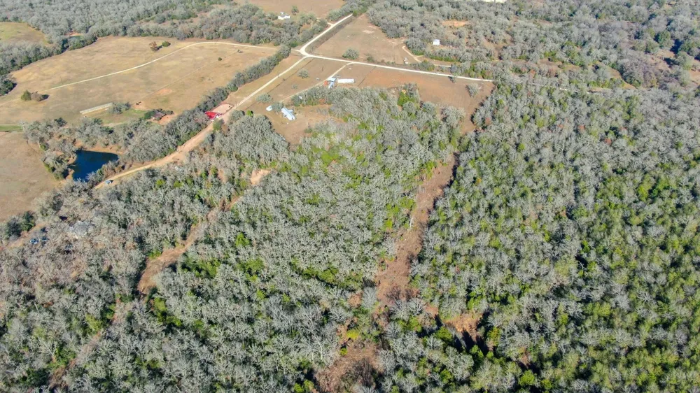 Private Road 2016 Road Caldwell, TX 77836