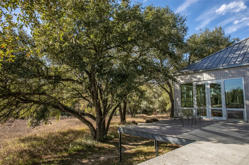 11107 Mt Falls School Road Washington, TX 77880