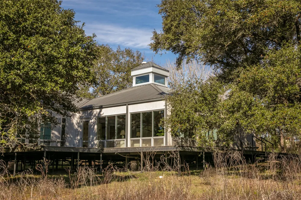 11107 Mt Falls School Road Washington, TX 77880