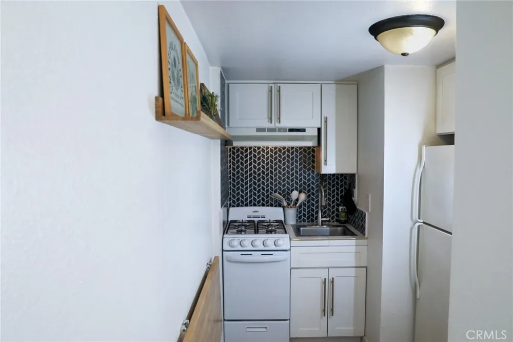 160 Avenida Florencia #B San Clemente, CA 92672