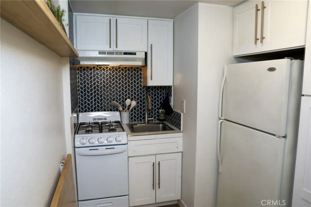 160 Avenida Florencia #B San Clemente, CA 92672