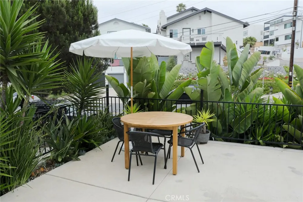 160 Avenida Florencia #B San Clemente, CA 92672