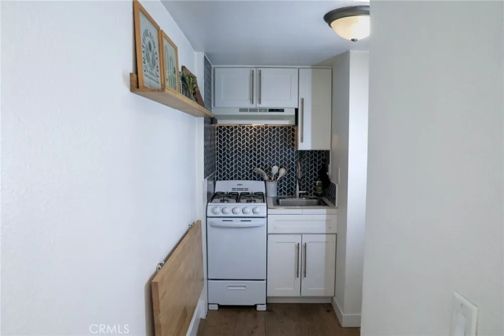 160 Avenida Florencia #B San Clemente, CA 92672