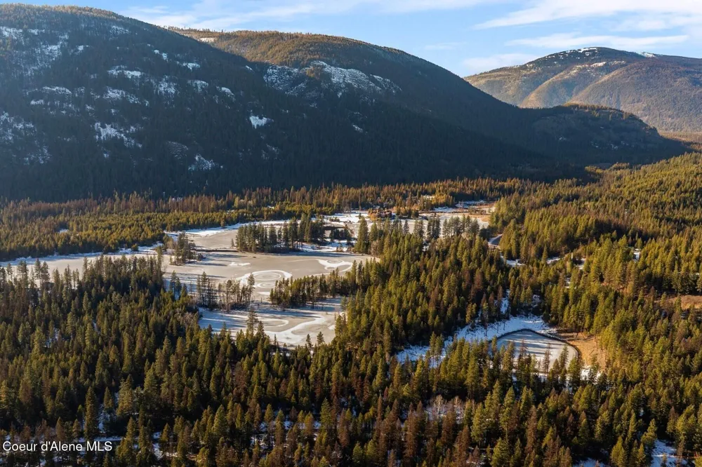 533739 Highway 95 - 57.60 Acres Bonners Ferry, ID 83805