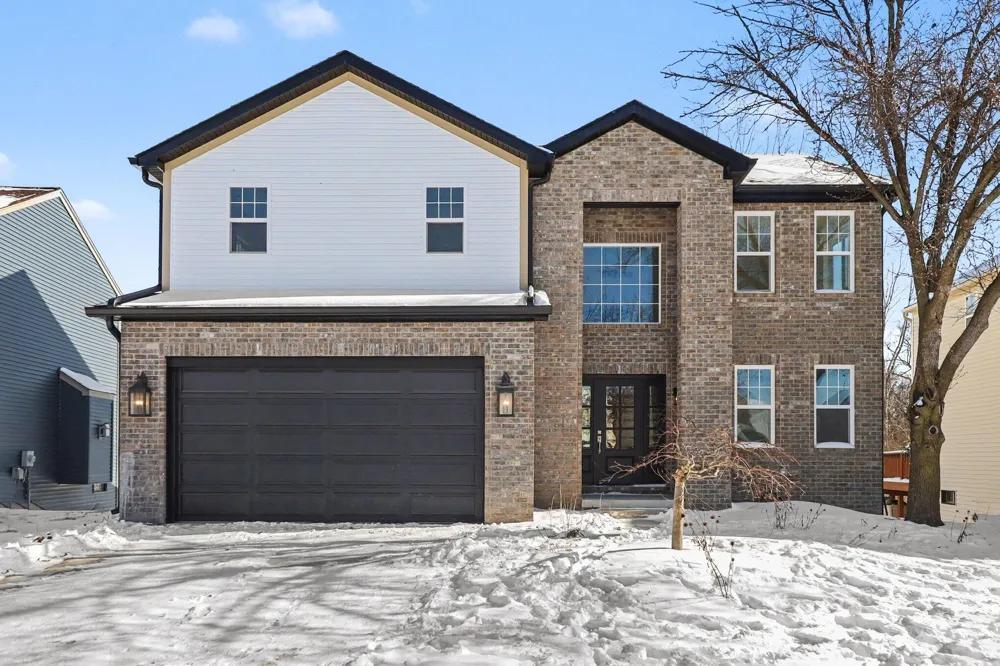 6267 Creekside Circle